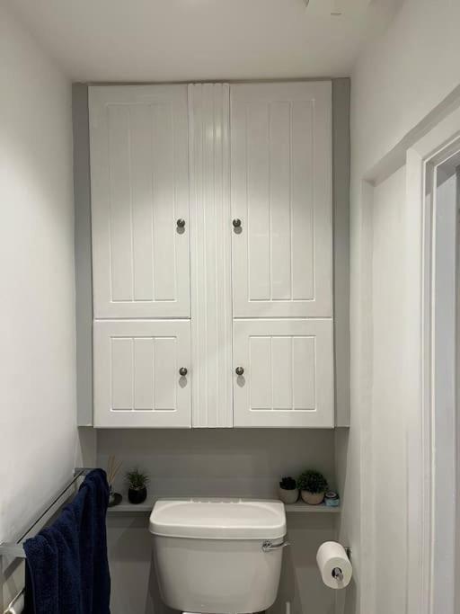 Gorgeous 2 Bedroom Flat In Charming Swiss Cottage ロンドン エクステリア 写真